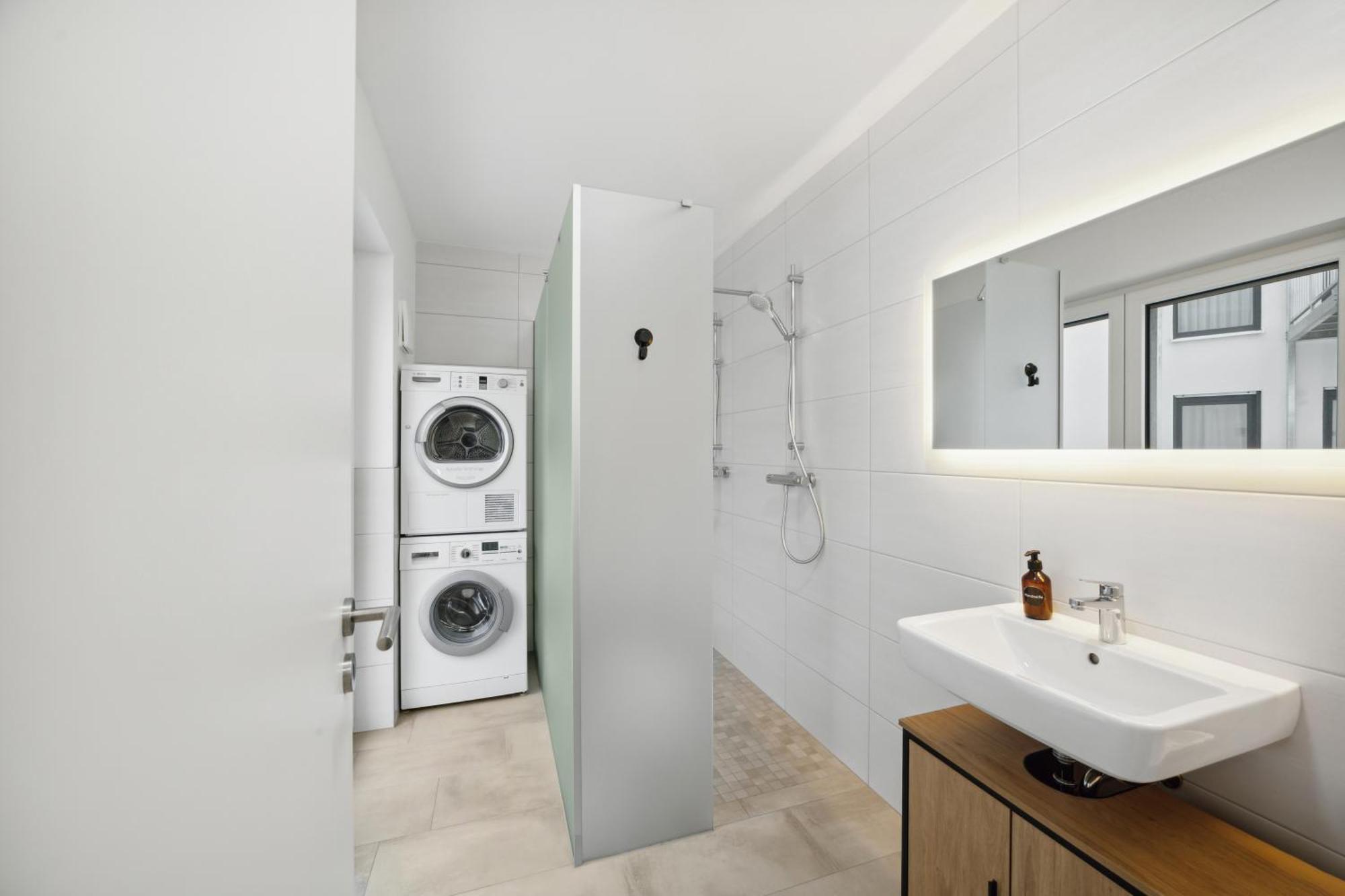 Sali Homes Spacious Apartment With Terrace In City Center Bayreuth Dış mekan fotoğraf